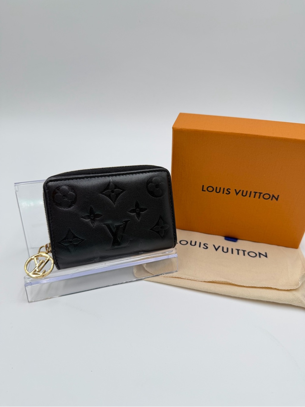 🖤LV Lou Coussin Empreinte Zippy Wallet w/Box Dust Bag & Entrupy COA - Picture 1 of 16